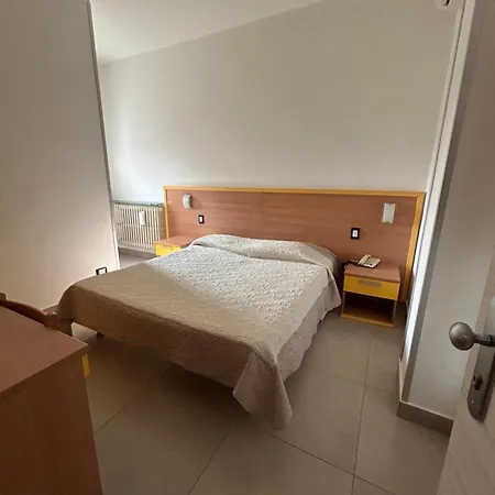 Marchina Hotel 3*