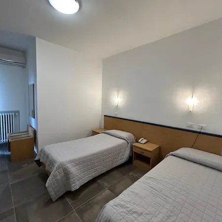 Hotel Marchina 3*