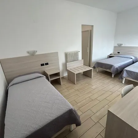 Hotel Marchina 3*