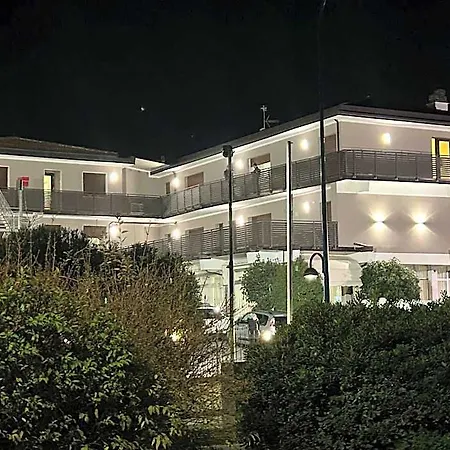 Marchina Otel 3*